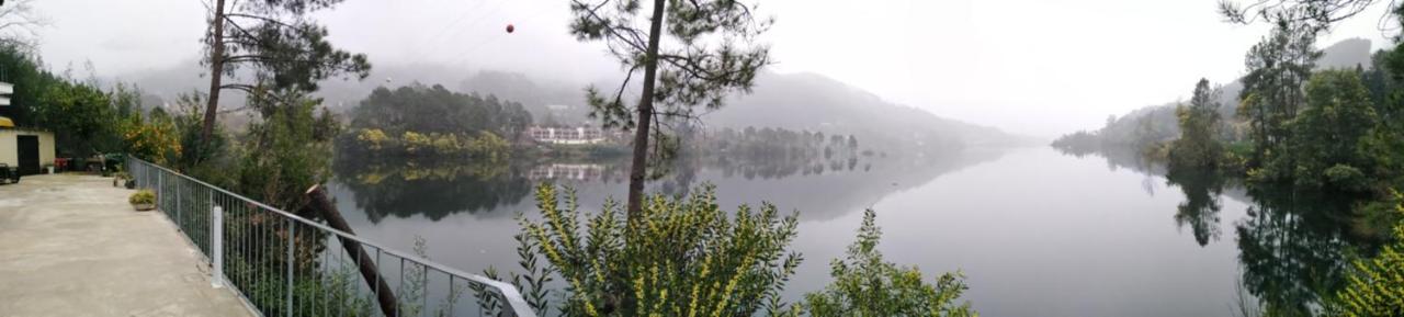 Casa Do Avo Xico - Geres Lake House - 10Pax Zewnętrze zdjęcie